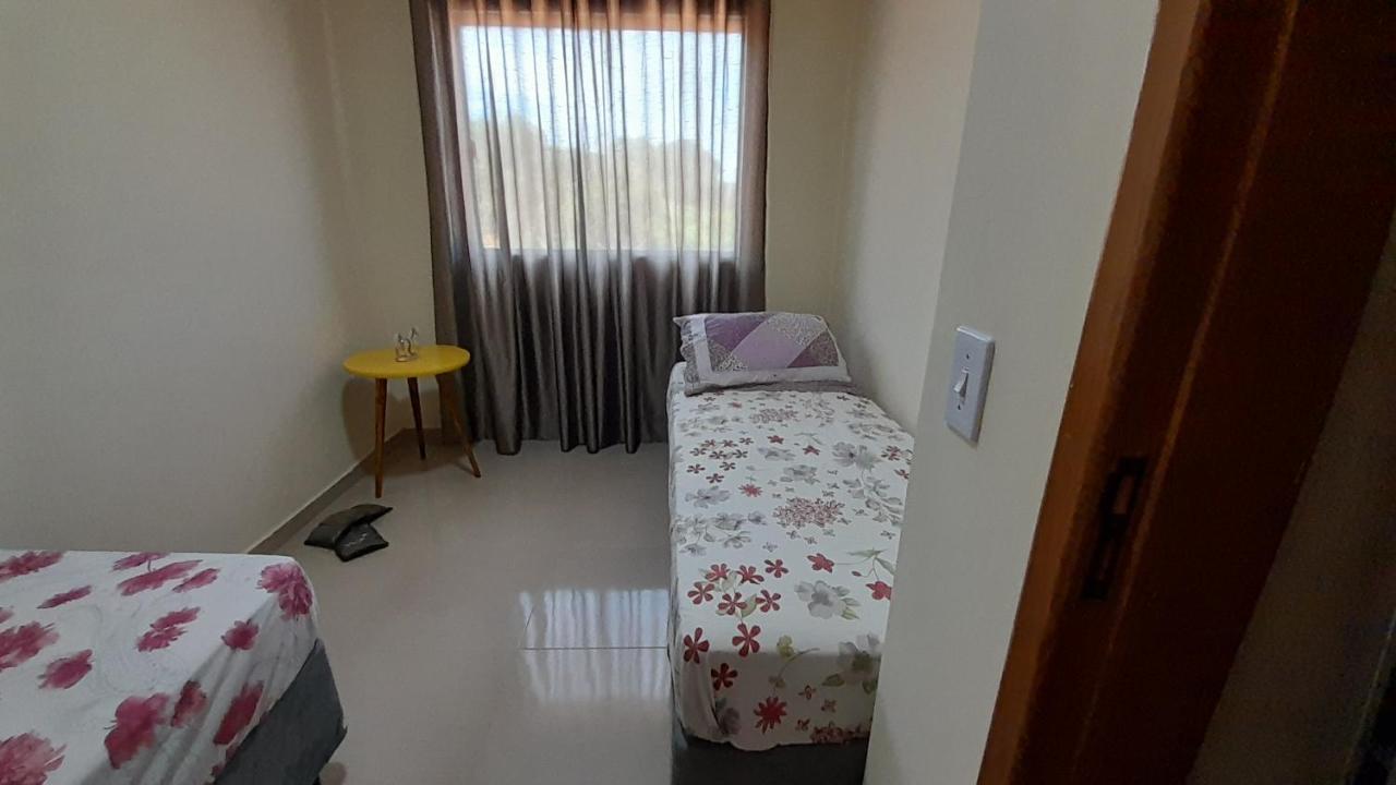 Casa Rosa Lägenhet Itaipuaçu Exteriör bild